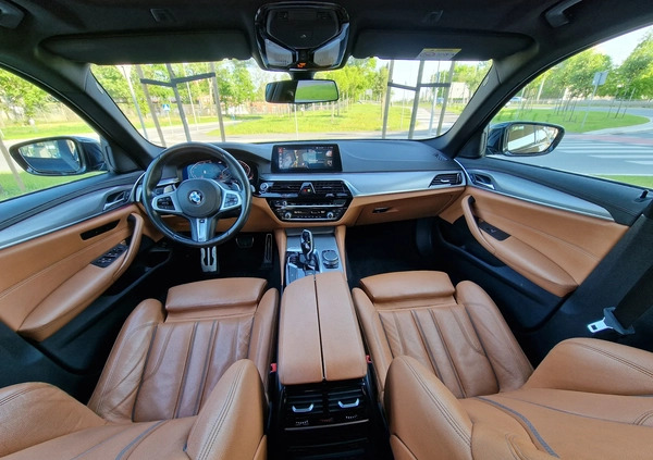 BMW Seria 5 cena 193400 przebieg: 80000, rok produkcji 2020 z Szczecin małe 781